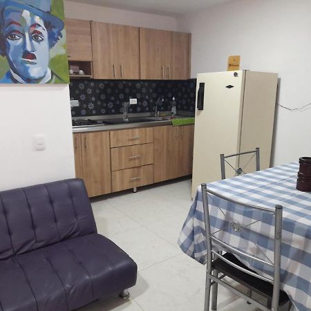 El Paraiso Paisa 5 Minutos Del Malecon Parqueadero Privado A Guatapé Екстериор снимка